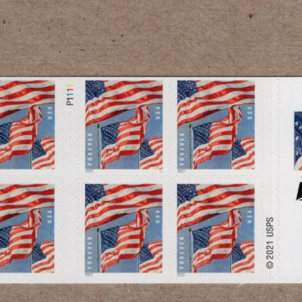 2022 US FLAGS Booklet of 1000 Forever Stamps - Picture 2 of 5
